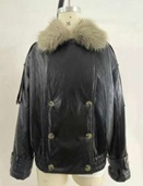 39262000 gtipli Düğmeli, kürklü yakalı, uzun ceket. Ab btb görseli