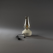  Şarjlı dekoratif masa lambası. GTİP 94054239 AB BTB görseli